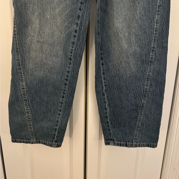 High Rise Barrel Cropped Jeans - Picture 4 of 8
